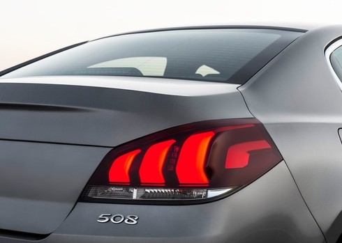 Có nên mua xe Peugeot 508 2015 với giá 1,4 tỷ đồng? - ảnh 7