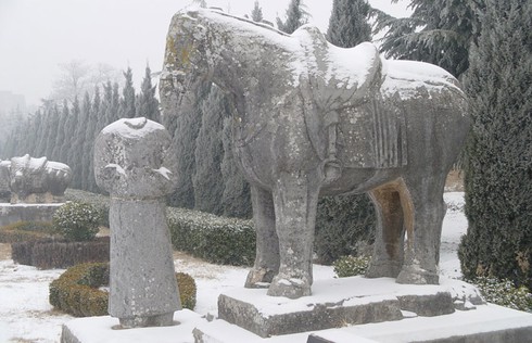 Bí ẩn về lăng mộ chứa 800 tấn châu báu trong địa cung - ảnh 25