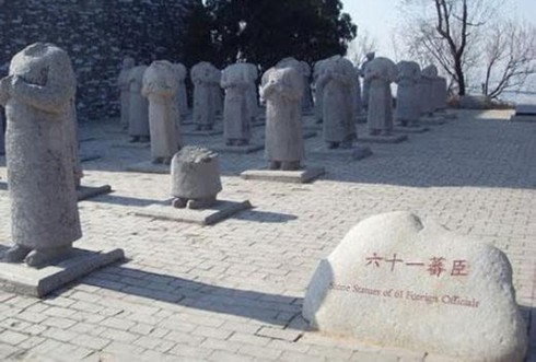 Bí ẩn về lăng mộ chứa 800 tấn châu báu trong địa cung - ảnh 8