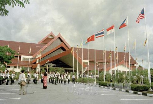 Đóng góp của Việt Nam trong xây dựng Cộng đồng ASEAN - ảnh 2
