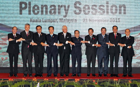 Nhìn lại ngoại giao Việt Nam qua hoạt động của Thủ tướng trong năm 2015 - ảnh 1