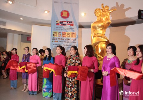 Thông điệp của AWCH ở triển lãm