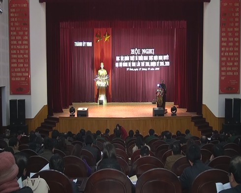 Trọng điểm học tập triển khai Nghị quyết Đại hội Đảng XII tại thành phố Vinh - ảnh 1