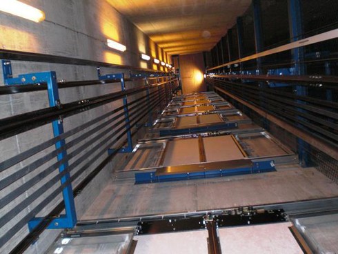 Lịch sử phát triển của thang máy - ảnh 1