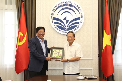 Bộ trưởng Trương Minh Tuấn tiếp Tiến sỹ Timothy Chou - ảnh 3