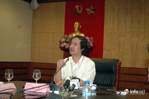 Những câu hỏi lạ trong đề thi vào ĐHQGHN 2015 là hoàn toàn bịa đặt - ảnh 3