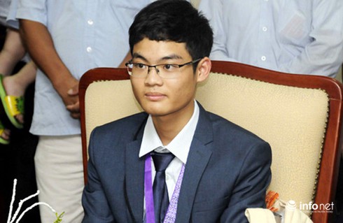 Cậu bé đoạt Huy chương vàng Olympic Toán quốc tế