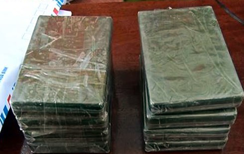 Nghiện ma túy, Chủ tịch Hội nông dân vận chuyển 8 bánh heroin - ảnh 2