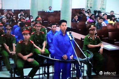 Vụ 6 quan chức nhận “lót tay” 11 tỉ: VKS đề nghị cao nhất 13 năm tù - ảnh 2