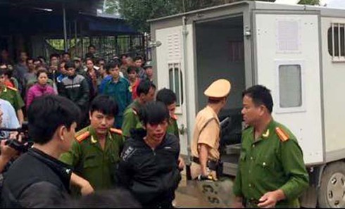 Nam thanh niên chém chú và bác ruột thương vong - ảnh 1