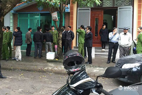 Vụ Trưởng CATP Phủ Lý bị bắn tại nhà riêng: Thấy nòng súng chĩa vào lỗ khóa cửa - ảnh 1