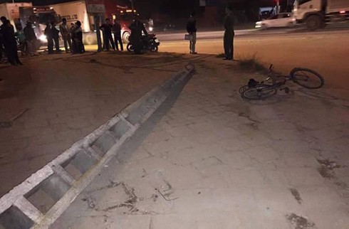 Sẽ khởi tố vụ cột điện đổ đè chết học sinh ở Lạng Sơn - ảnh 2