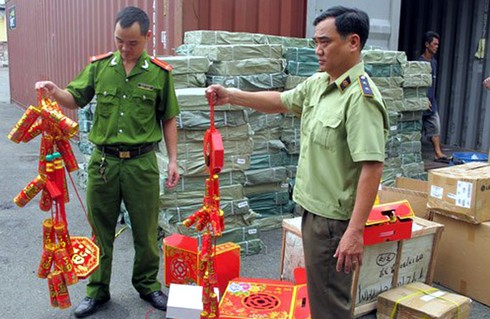 Cả nước có gần 400 đối tượng tàng trữ pháo nổ trong dịp Tết - ảnh 1