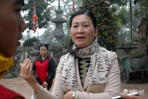 BTC đền Trần lên tiếng về tệ nạn đánh bạc, ăn mày tràn lan - ảnh 2