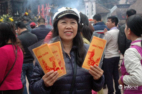 BTC đền Trần lên tiếng về tệ nạn đánh bạc, ăn mày tràn lan - ảnh 4