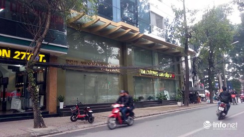 Nghi buôn lậu, công ty kim cương lớn nhất Thủ đô bị khám xét - ảnh 1