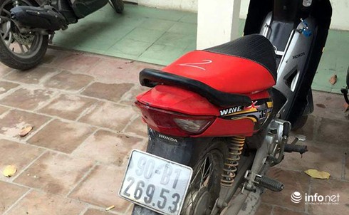 Vừa đi mua ma túy về... gặp ngay