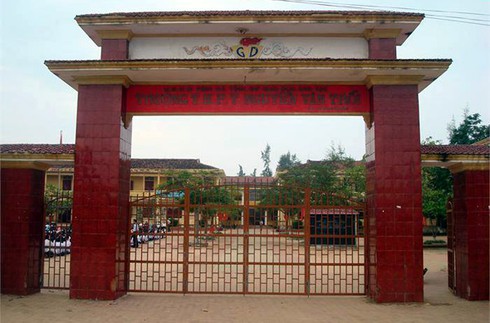 Tiêm vắc xin sởi – Rubella, hai học sinh cấp 3 nhập viện - ảnh 1