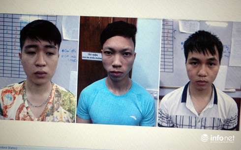 Làm thẻ sinh viên giả kiếm lời, cả ba sinh viên bị công an bắt - ảnh 1