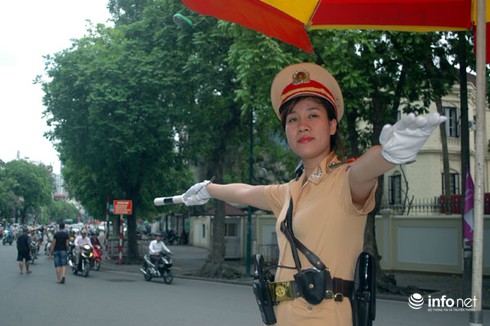 Tâm sự của người đưa CSGT Thủ đô thân thiện với nhân dân - ảnh 2