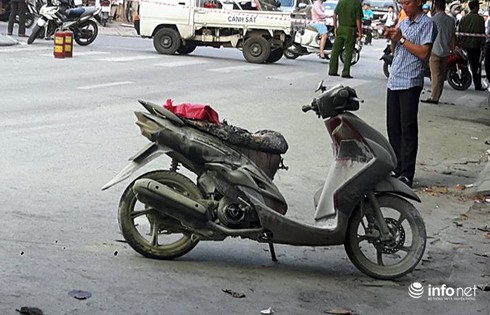 Các nhân chứng kể lại vụ nổ trụ điện ở Hà Đông khiến 5 người bị bỏng - ảnh 4