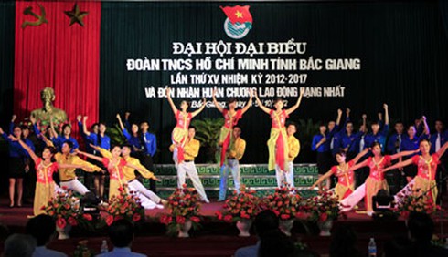 Mỗi năm, Đoàn thanh niên Bắc Giang giới thiệu 2.500 đoàn viên ưu tú cho Đảng - ảnh 1