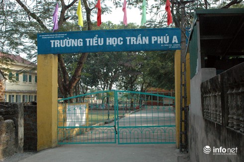 Xôn xao chuyện bé gái lớp 3 bị kẻ bịt mặt dâm ô ngay trong trường học - ảnh 1