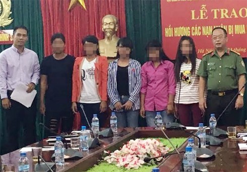 Các cơ quan công an phối hợp như thế nào để phòng, chống buôn bán người? - ảnh 2