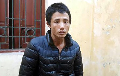 Mâu thuẫn với vợ, cướp luôn điện thoại của em vợ - ảnh 1