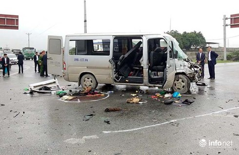 Vụ tai nạn ở Hà Nam: Đa số nạn nhân đã xuất viện, lái xe bị gãy 2 chân - ảnh 1