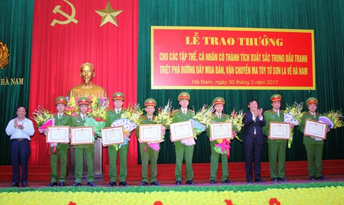 Bắt 6 đối tượng, thu 12,5 bánh heroin, 41 nghìn viên ma túy - ảnh 3