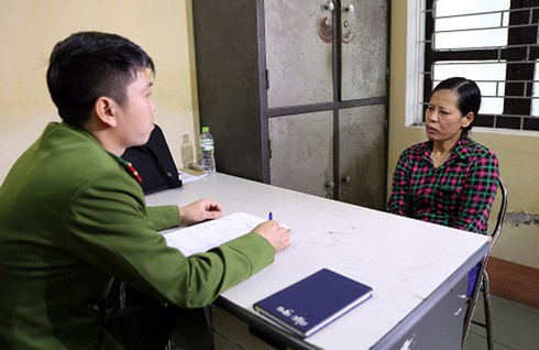 Khởi tố hai mẹ con chủ xổ số giết người chơi ném xác phi tang - ảnh 1