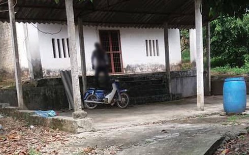 Phát hiện nam thanh niên tử vong trong tư thế treo cổ - ảnh 1