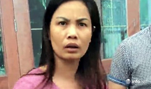 Người phụ nữ lăng mạ CSGT Hà Nội không phải nhà báo - ảnh 1