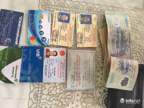 CSGT trả ví tiền hơn 10 triệu cho người đánh rơi - ảnh 2