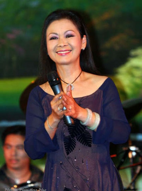 Khánh Ly được phép biểu diễn tại Việt Nam - ảnh 1