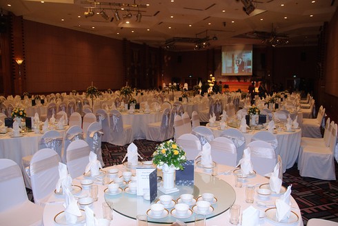 Cấm mâm cao cỗ đầy - ảnh 1