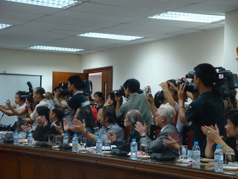 Báo chí năm 2012 đã tạo sự đồng thuận cao trong xã hội - ảnh 2