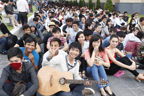 Vietnam Idol 2013: Có tới hơn 24.000 thí sinh mơ thành thần tượng - ảnh 2