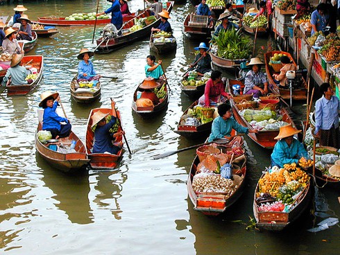 Chợ nổi Nam Bộ, lễ hội Ok Om Bok ra Hà Nội - ảnh 1