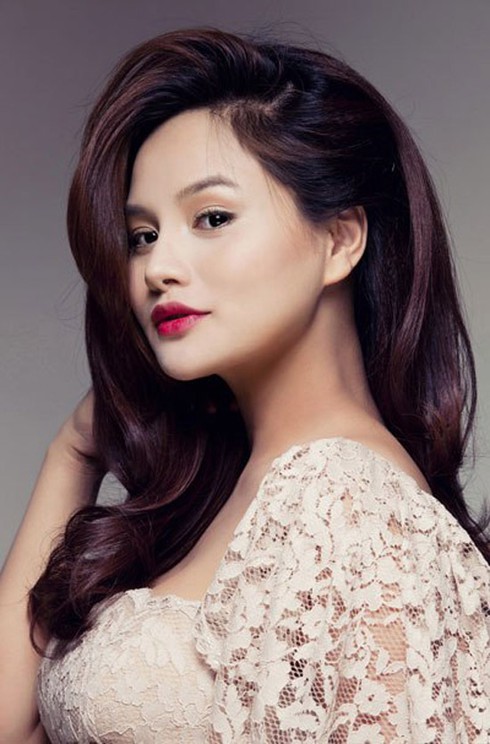 Phạm Văn Mách diễn thời trang, Thu Phương thay thế Lý Nhã Kỳ - ảnh 2