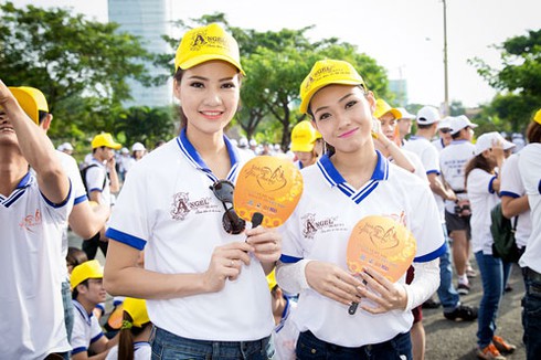 Hoa hậu Trần Thị Quỳnh đi bộ vì người khuyết tật Việt Nam - ảnh 4