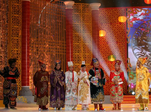 Táo quân 2014: Chấn động xe ôm giả làm Ngọc Hoàng - ảnh 5