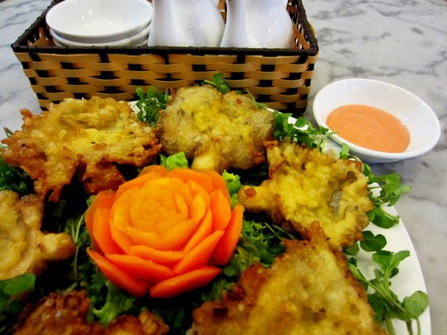Nhà hàng chay Ngọc Linh: Thanh tịnh giữa lòng Sài Gòn - ảnh 4