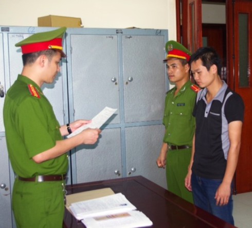 Hà Tĩnh: Mê cá độ, chiếm đoạt hơn 100 triệu đồng của công ty - ảnh 1