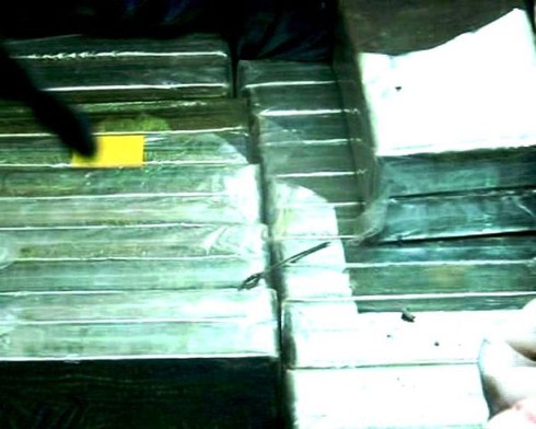 Bắt 4 đối tượng nước ngoài, thu giữ 48 bánh heroin - ảnh 1