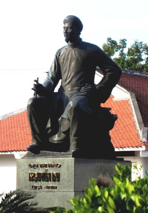 Tổ chức lễ kỷ niệm cấp quốc gia ngày sinh Đại thi hào Nguyễn Du - ảnh 1