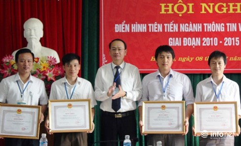 Sở TT&TT Hà Tĩnh nhận bằng khen xuất sắc của Bộ TT&TT - ảnh 1