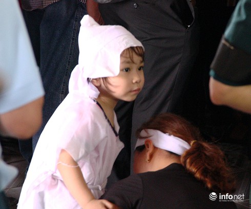 Vợ Đại tá Trần Quang Khải kiên cường trước nỗi đau: