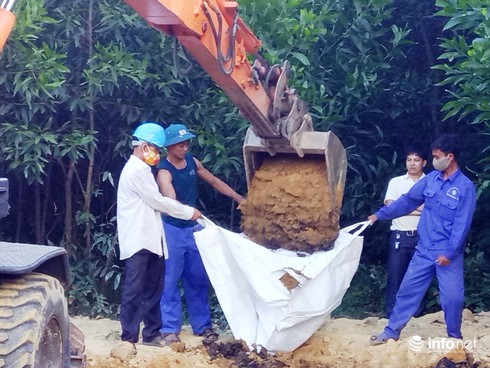 Formosa phủ nhận trách nhiệm trong vụ chôn bùn thải trong vườn tràm - ảnh 1